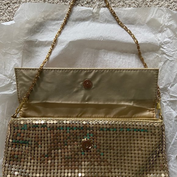 - Golden evening shinning clutch bag one single compartment pop closer new - Picture 1 of 3